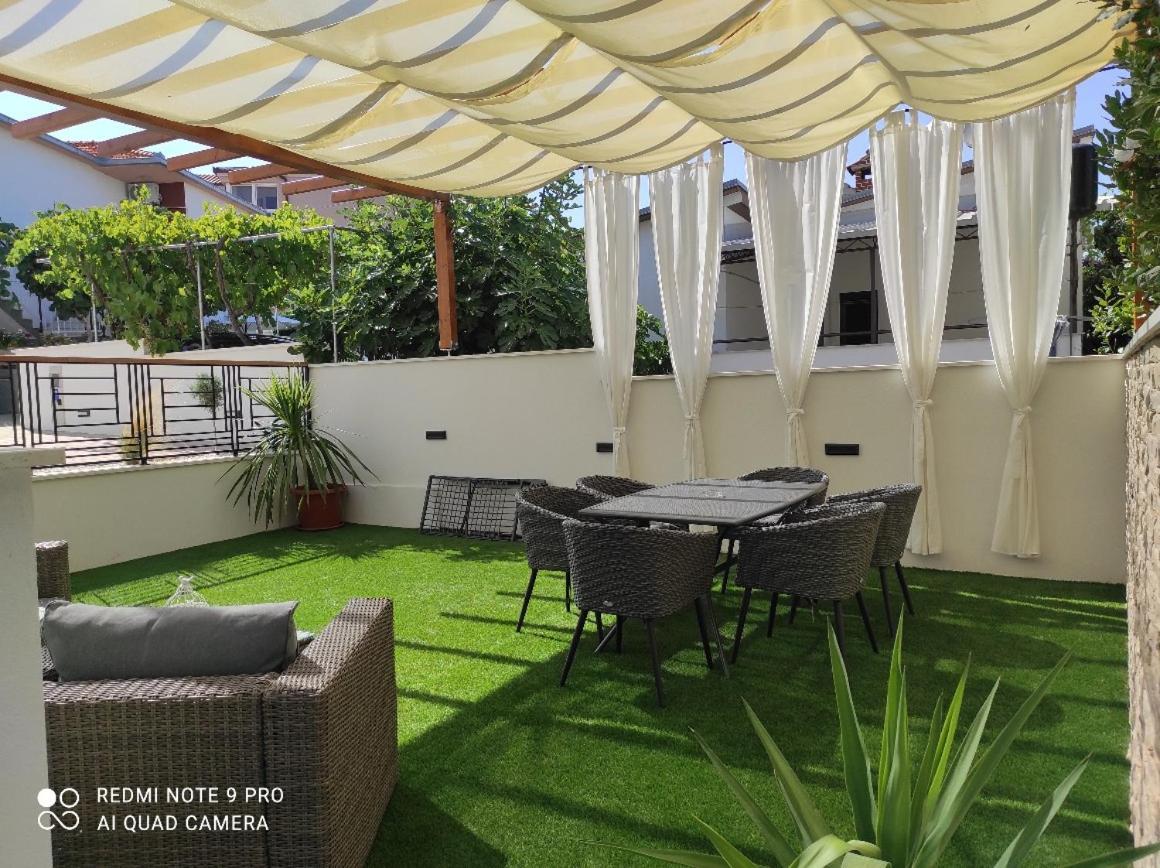 Villa Borna B20 Trogir Exterior foto